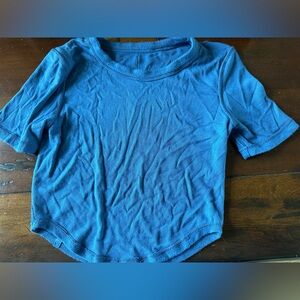Lululemon blue crop like top